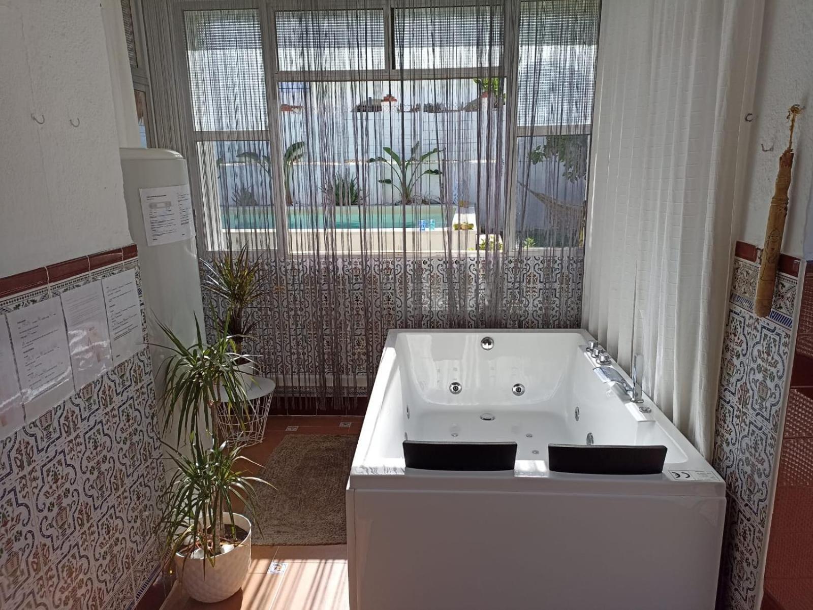Вилла Casa, Piscina, Jacuzzi, Garaje, Barbacoa. Чиклана-де-ла-Фронтера Экстерьер фото